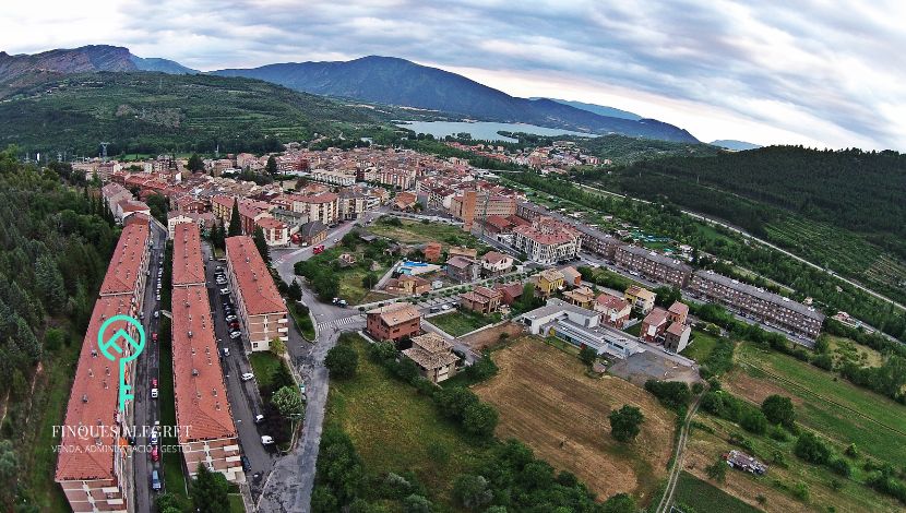 Vivir en la zona_ ¿por qué elegir La Pobla de Segur como base si te encanta Sarroca